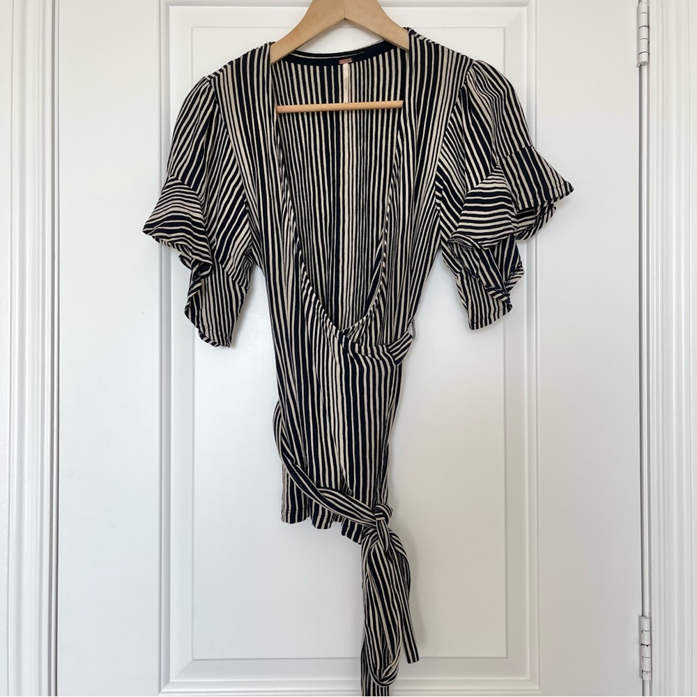 Free People Wrapped Around My Finger Wrap Blouse, Black Beige Striped , XS - Picture 6 of 10